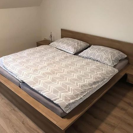 Ferienwohnung Apartman Gbely Skalica Exterior foto